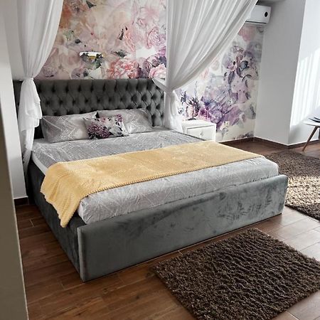 Apartament Studio Jadis 1 Oradea Exteriér fotografie